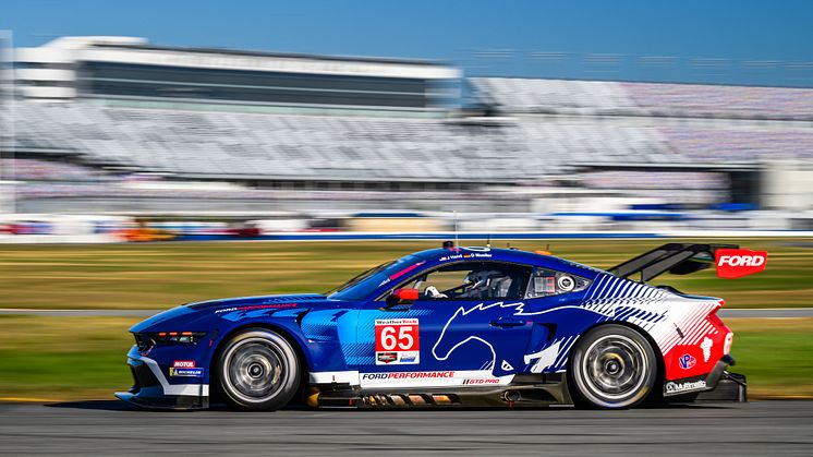 Mustang GT3 Daytona test 2023 (24)