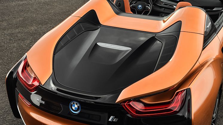 NYA BMW i8 ROADSTER 