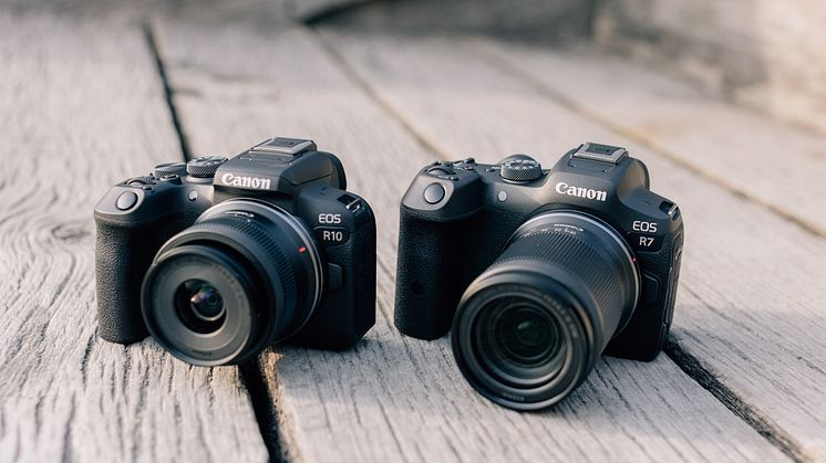 Innovationen fra Canons EOS R-system møder APS-C-formatet med to nye hybridkameraer: EOS R7 og EOS R10