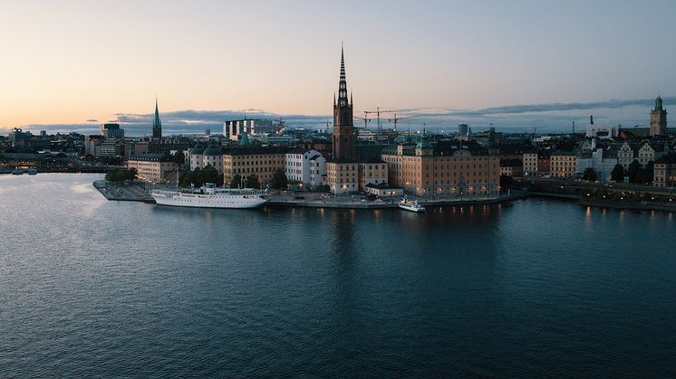 jon-flobrant-jxfe3orC4G8-unsplash (1).jpg