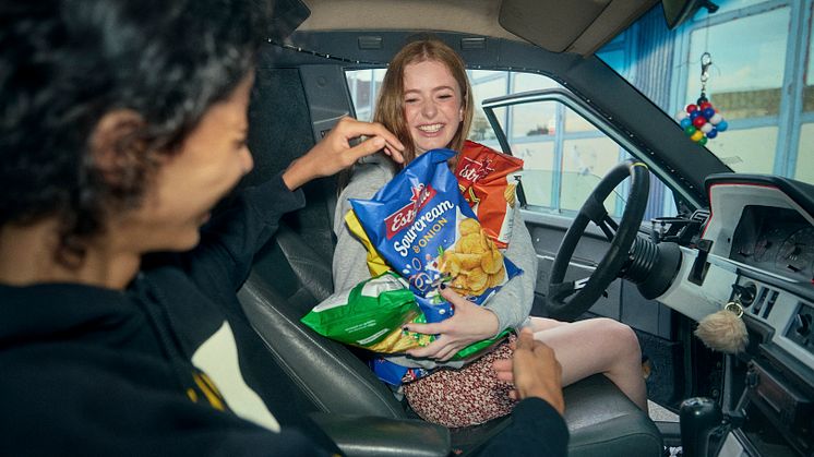 Hur mycket snacks åt svenska folket 2023? Det och mycket annat när Estrella går igenom snacksåret 2023
