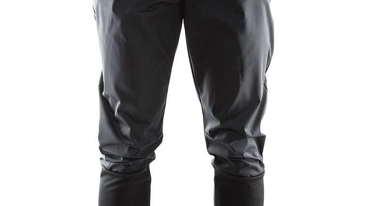 Weather pants (unisex) i färgen black