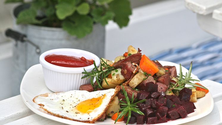 Pytt i panna at Lisa's, new Swedish bar and restaurant in London’s Notting Hill