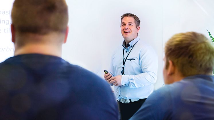 Stor pågang gjør at opplæringsselskapet nå søker flere instruktører. Foto: Trainor AS