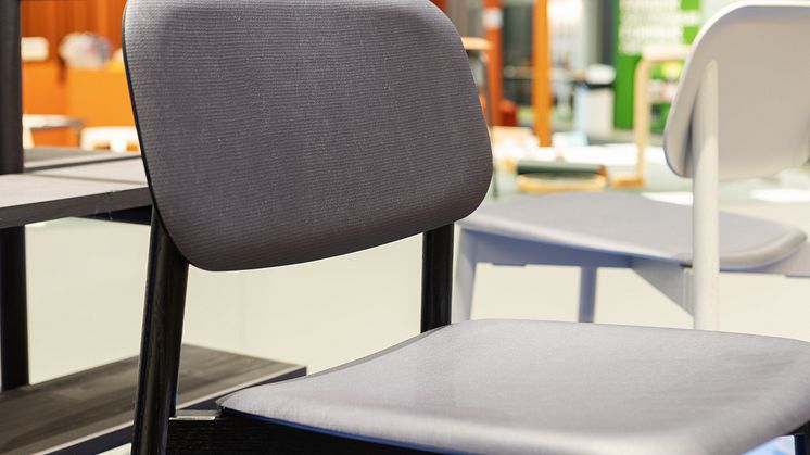 Flexible linoleum-stol