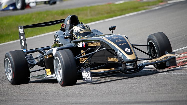 Första segern för Johansson i Formel Renault 1,6