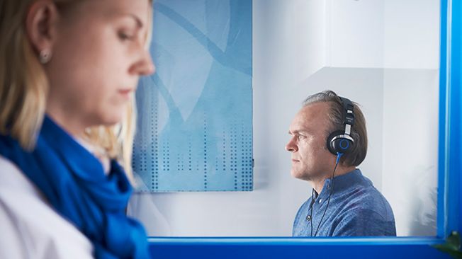 Audika firar World Hearing Day - erbjuder gratis enklare hörseltest