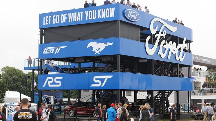 Le Mans-ból Goodwoodba: a 2016-os Festival of Speed-en a győztes Ford GT versenyautó áll a Ford Performance modellkínálatának élén