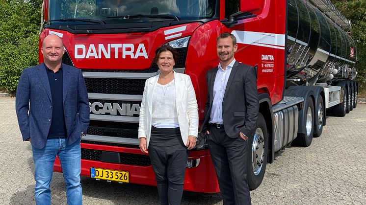 Marc Ahrenfeldt Jeel (TH), CEO, og Lone Kjær, CFO, er Dantras nye lederduo efter tidligere CEO, Kenneth Jensen (TV), er trådt tilbage. Foto: Dantra Group.
