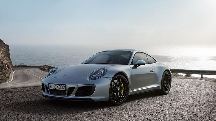 911 Carrera 4 GTS