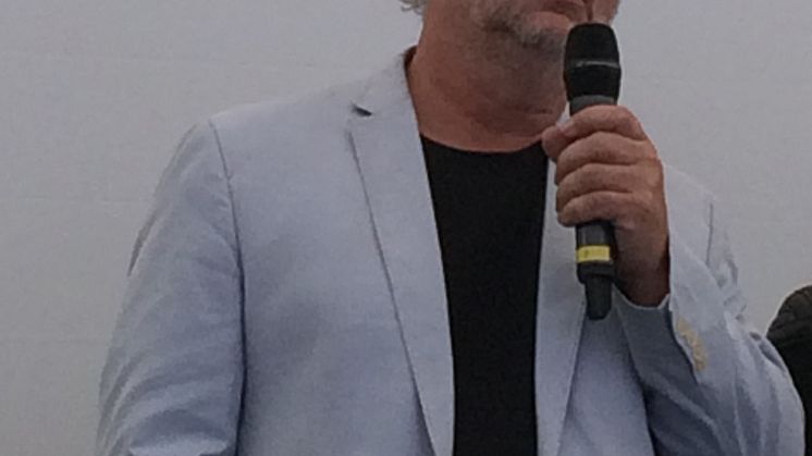 Det behövs krafttag i bostadspolitiken säger Bostads- och digitaliseringsminister Peter Eriksson i Almedalen på Växjö kommuns seminarium "Så bygger vi bort bostadskrisen".