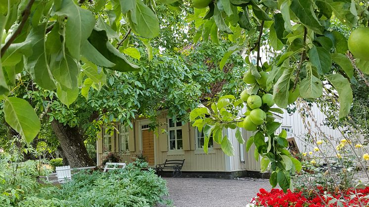 Pressinbjudan: Sommarens program på Krusenstiernska gården presenteras