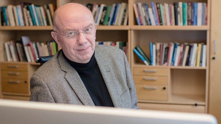 Peter Hedström avgår som vd för Institutet för Framtidsstudier och startar nytt forskningscenter för analytisk sociologi 