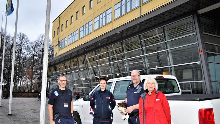 RRT delar ut Prison Packs på Häktet i Växjö