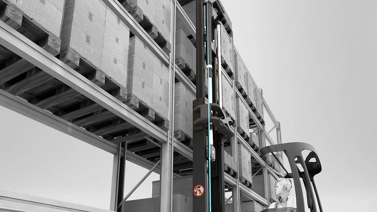 Linde Material Handling presenterar nytt intelligent förarassistans-system för skjutstativtruckar