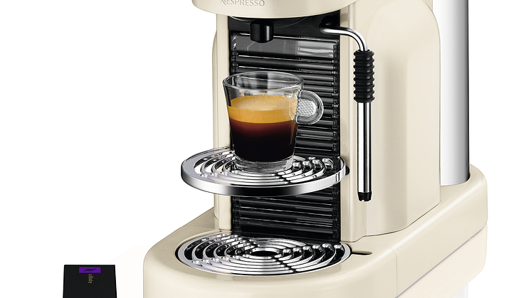 Maestria Krämvit med espresso och förpackning