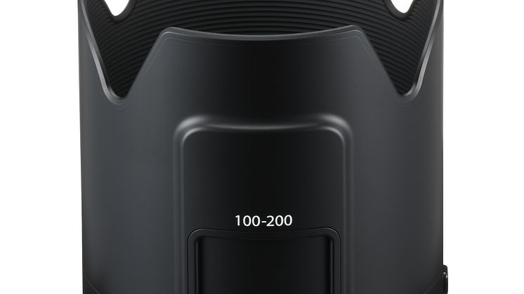 GF100-200mmF5.6 R LM OIS WR lens hood