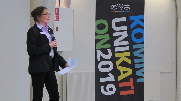 ComCaseCompetition 2011