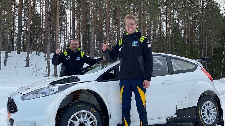 Martin Enlund och Christer Carlsson gör kaxig rallydebut under SM-veckan