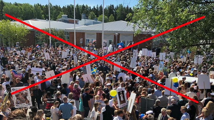 Inget traditionellt studentfirande på Rodengymnasiet i år på grund av coronapandemin.