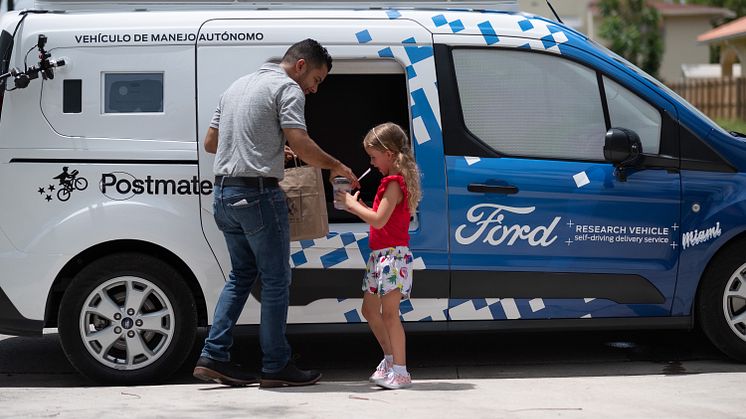 Ford opgraderer Taco Tuesday: Selvkørende biler leverer aftensmaden 