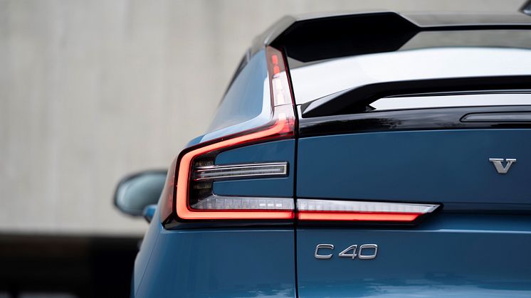 Volvo C40 Recharge in Fjord Blue