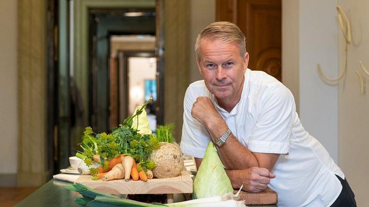 Fredrik delar gärna ett sommarminne från barndomens Sörmland