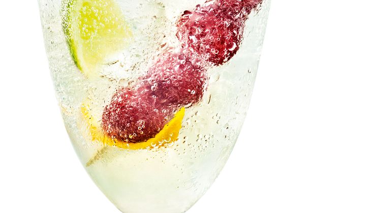 Cointreau Fizz with a twist