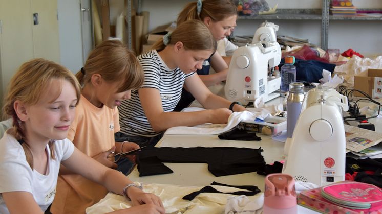 11. Sommerakademie erfolgreich beendet | Workshops zu Design, Kunst und Nachhaltigkeit für Kinder und Jugendliche