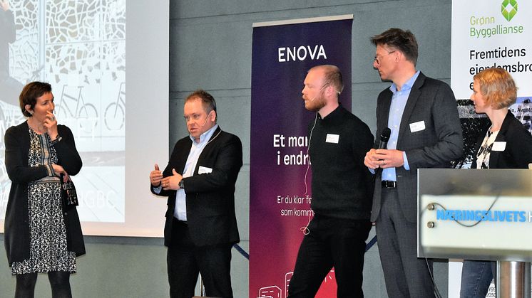 Smart og grønn mobilitet: Fv. Birgit Rusten, Futurebuilt, Thorbjørn Barrett Sele, Ferd Eiendom, Vegard Forbergskog, RFS arkitekter , Jan Tore Endresen, CityQ og Elisabeth Kolrud, Asker Eiendom.