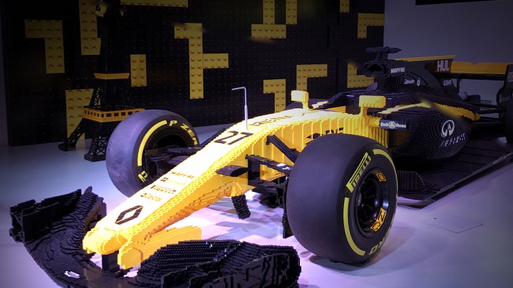 Renault Sport F1 Team ®  och LEGO®  på L'Atelier Renault i Paris 