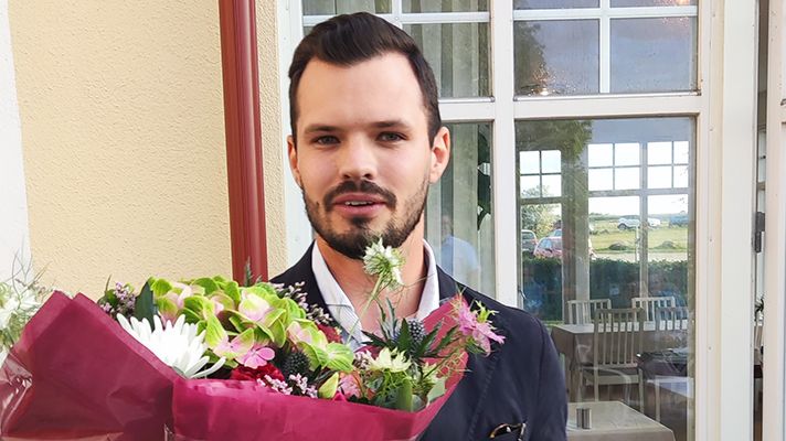 Johan Persson på Löddeköpinge Bygg AB blev Årets entreprenör 2022. Nu är det dags att utse Årets entreprenör 2023.