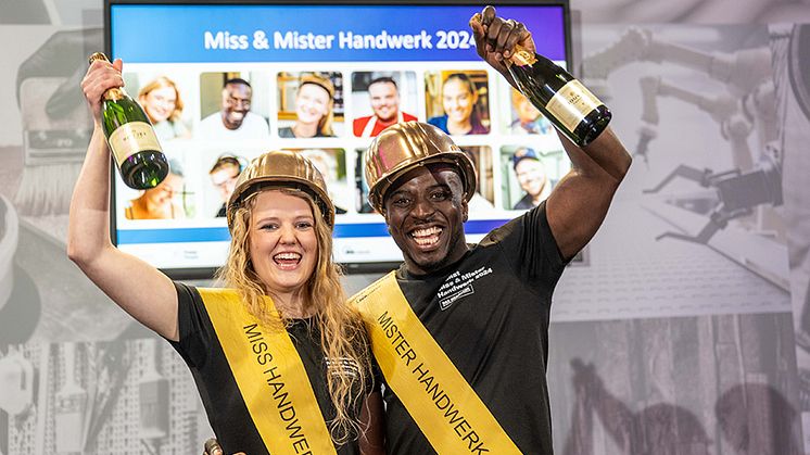 Lea Heuer und Ben Ngaleba  wurden in München zu Miss und Mr. Handwerk 2024 gekürt. Foto: Thomas Plettenberg/Verlagsanstalt Handwerk