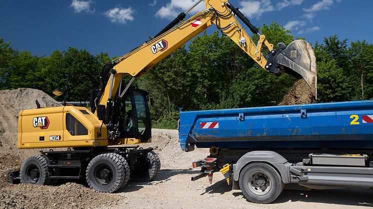 Nya hjulgrävaren Cat M314 i arbete