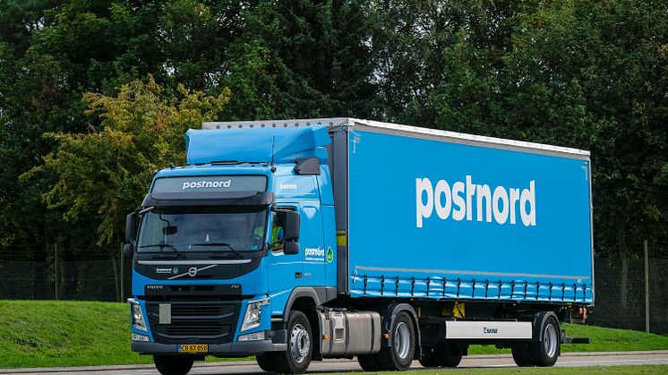 PostNord fylder fossilfri biodiesel på lastbilerne