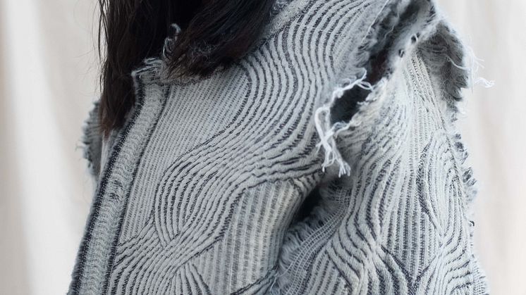 Hybrid forms of dressing, Kelly Konings