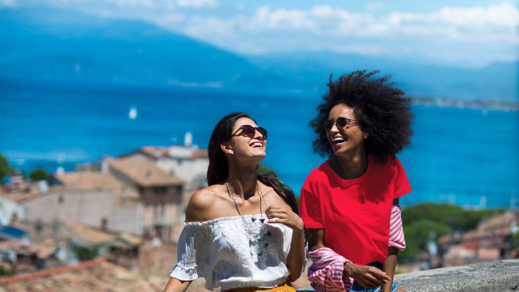 Overspending is a growing holiday habit  Most Britons bust their spending budget on trips abroad by hundreds of pounds  