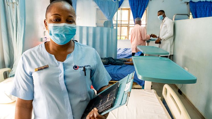 Sjuksköterska på Subol hospital i Lagos, Nigeria.
