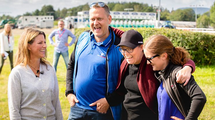 Hest360FordChallenge Ryggekonkurranse Per Gunnar Berg, Märtha Louise sammen med Anne Lene Øysæd og Jeanette Vagle fra Sandnes, Rogaland.    