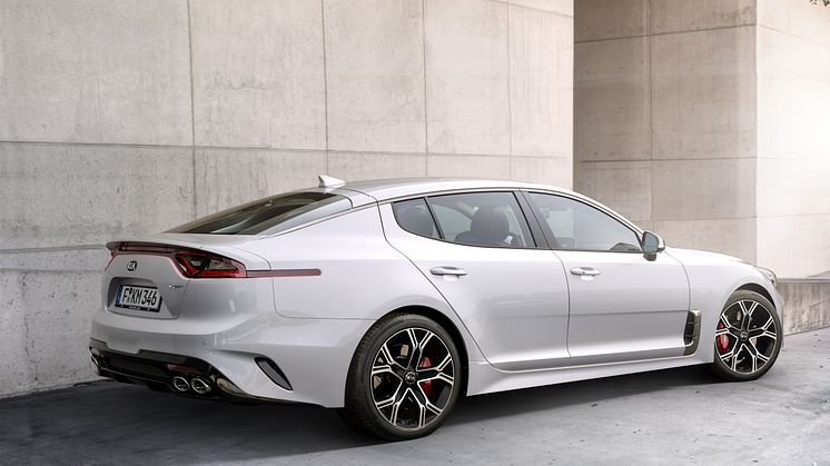 Kia Stinger - exterior 9