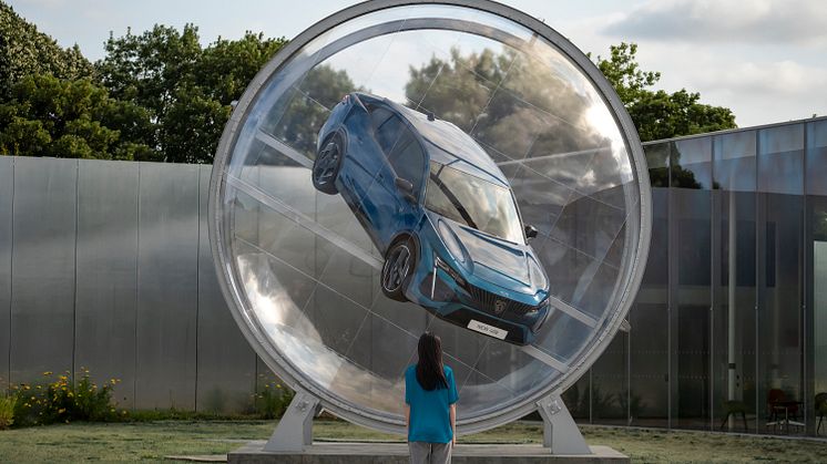 Nya Peugeot 408 i "The Sphere".