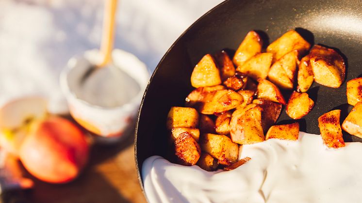 DESSERT: Å avslutte en middag med noe søtt er alltid digg. FOTO: Bergans / John Hobberstad