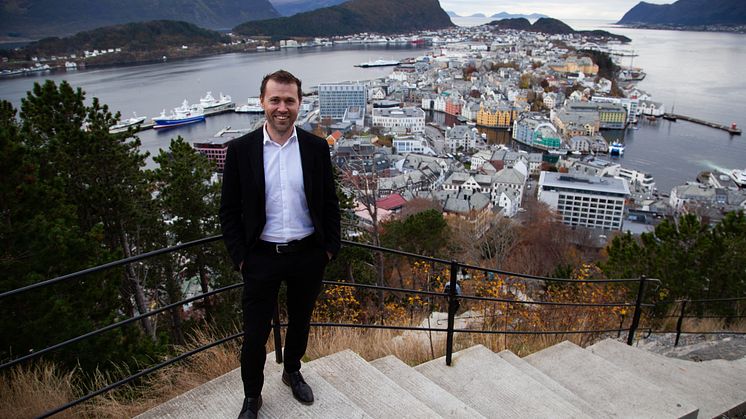 Fra Ålesund til India – Conta satser internasjonalt 