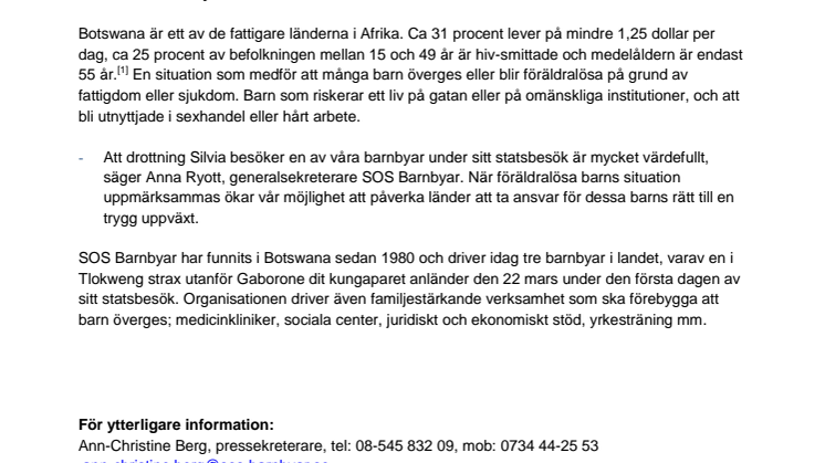 Drottning Silvia besöker en SOS barnby i Botswana