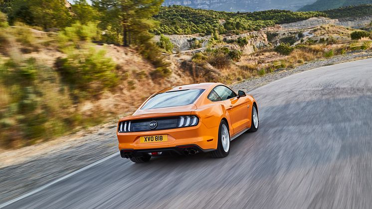 FORD MUSTANG 2017 (28)
