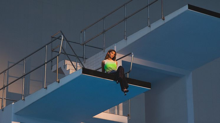 Hanna Ferm_Håller in, Håller ut_Artwork.jpg