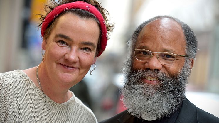 Ted Harris och Carolina Johansson i Människor och tro