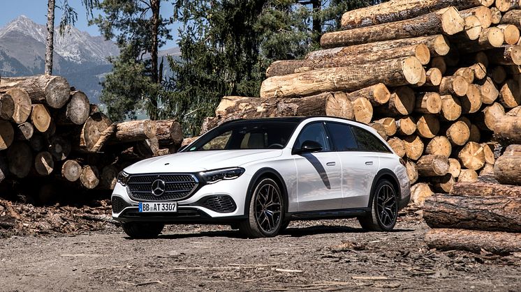Nu är det svensk säljstart för nya Mercedes-Benz E-Klass All-Terrain. Priserna börjar på 669 900 kronor