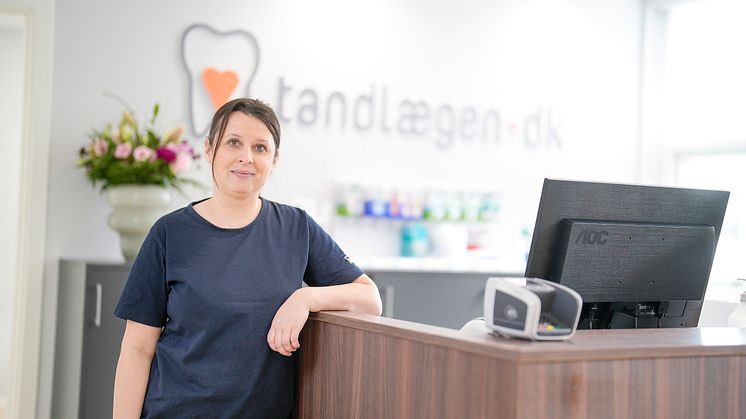 Med den nye beliggenhed i Bramdrupdam tæt på motorvejen og nye attraktive rammer er det allerede lykkedes tandlægen.dk Kolding at tiltrække både nye tandlæger og patienter. Foto: PR.