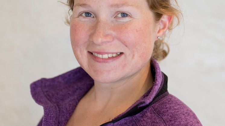 Sojamjöl kan med framgång ersättas av rapsmjöl som foder till mjölkkor, enligt Helena Gidlund.